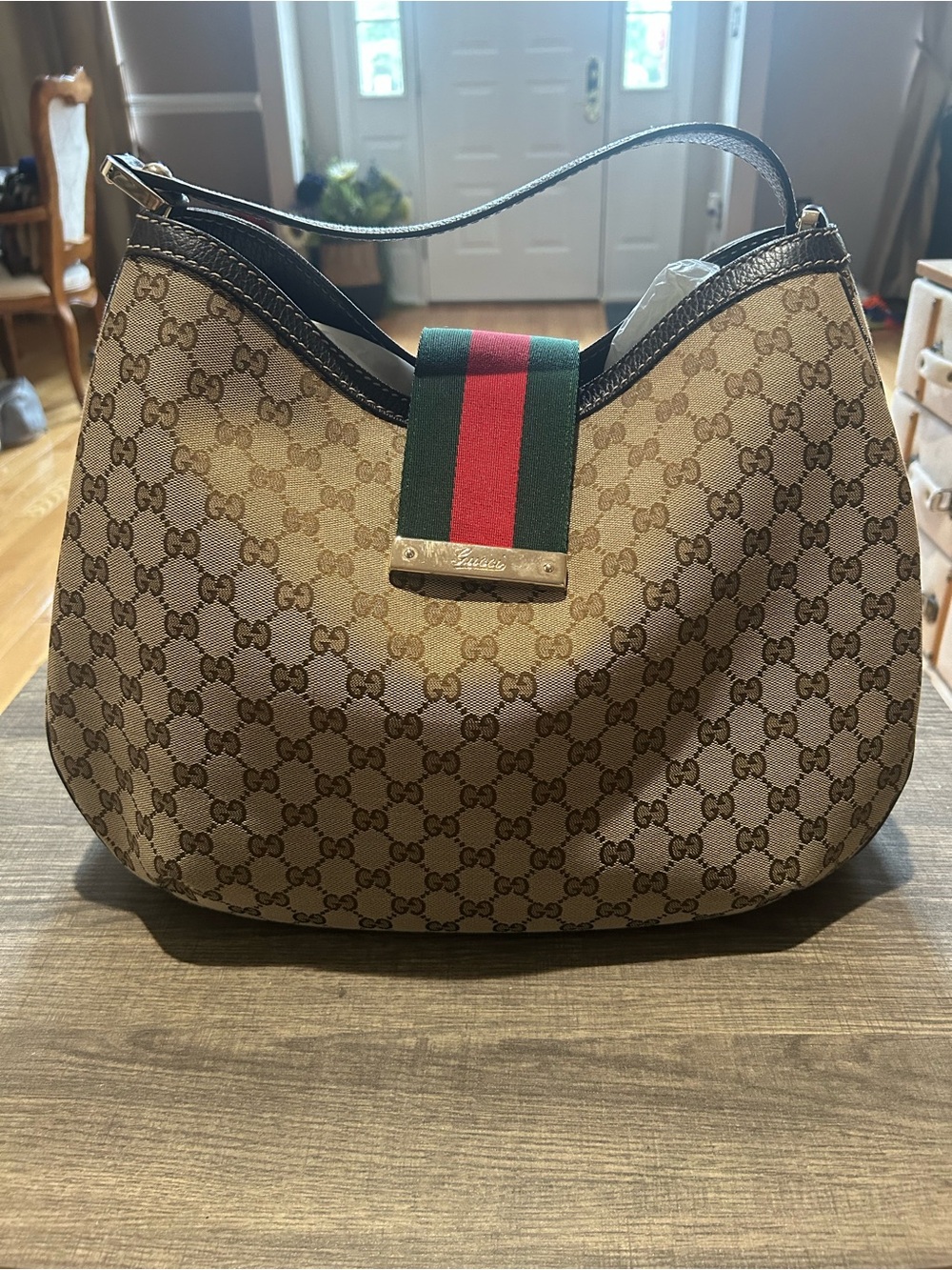 Gucci Beige GG Canvas Shoulder Bag with Green-Red Web Stripe - Picture 2 of 5